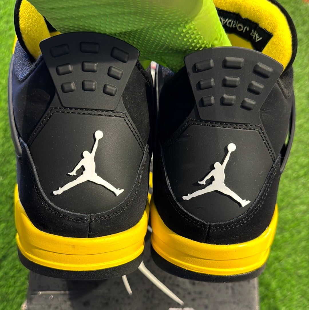 Air Jordan 4 Retro 'Thunder' 2023