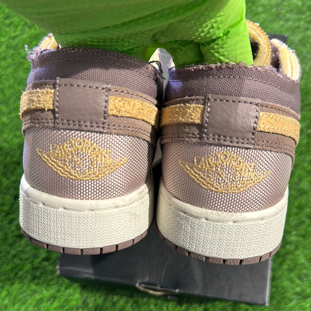 Air Jordan 1 Low SE Craft GS 'Inside Out - Taupe Haze'