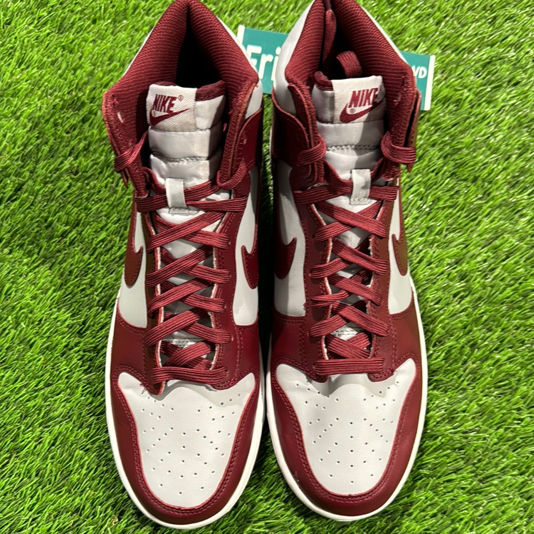 Dunk High 'Dark Beetroot'