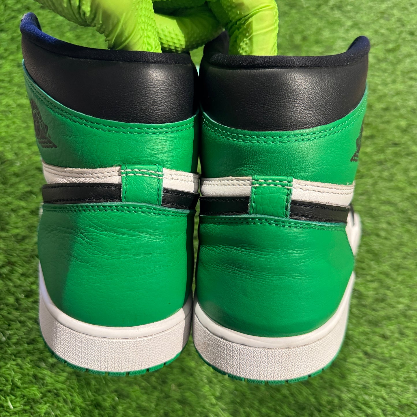 Air Jordan 1 Retro High OG 'Lucky Green'