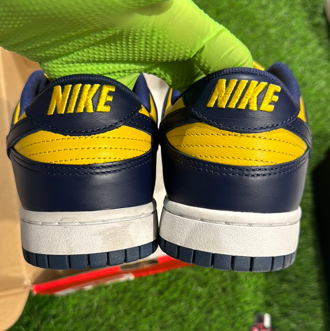 Dunk Low 'Michigan' 2021
