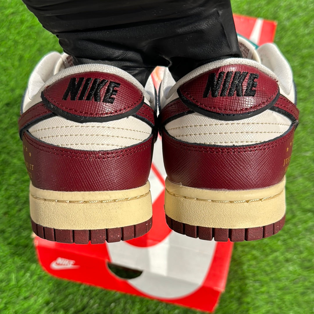 Wmns Dunk Low SE 'Sisterhood - Team Red'