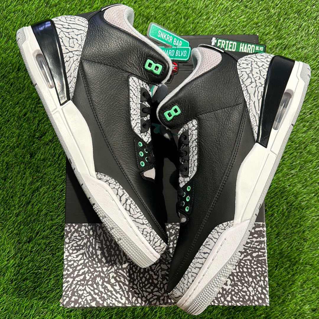 Air Jordan 3 Retro 'Green Glow'