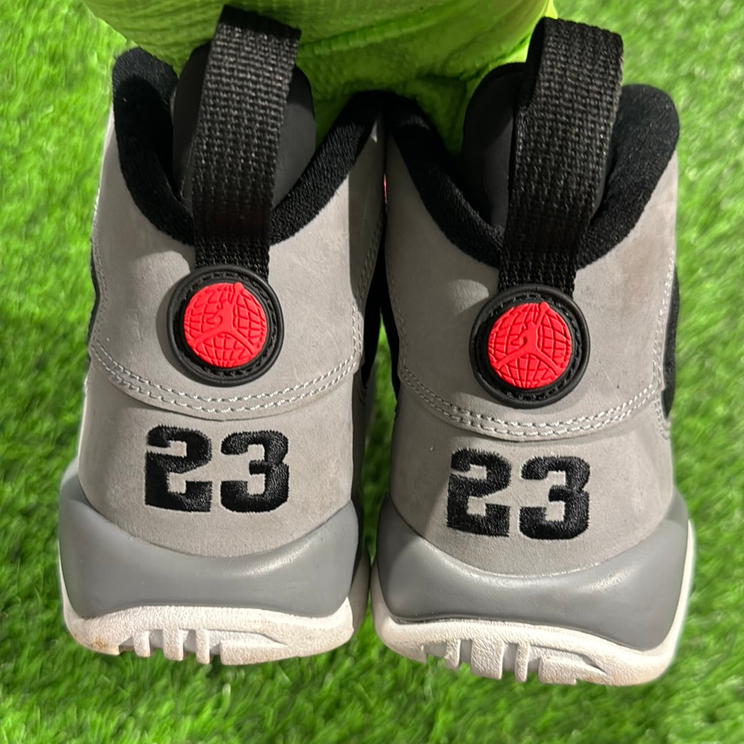 Air Jordan 9 Retro GS 'Particle Grey'