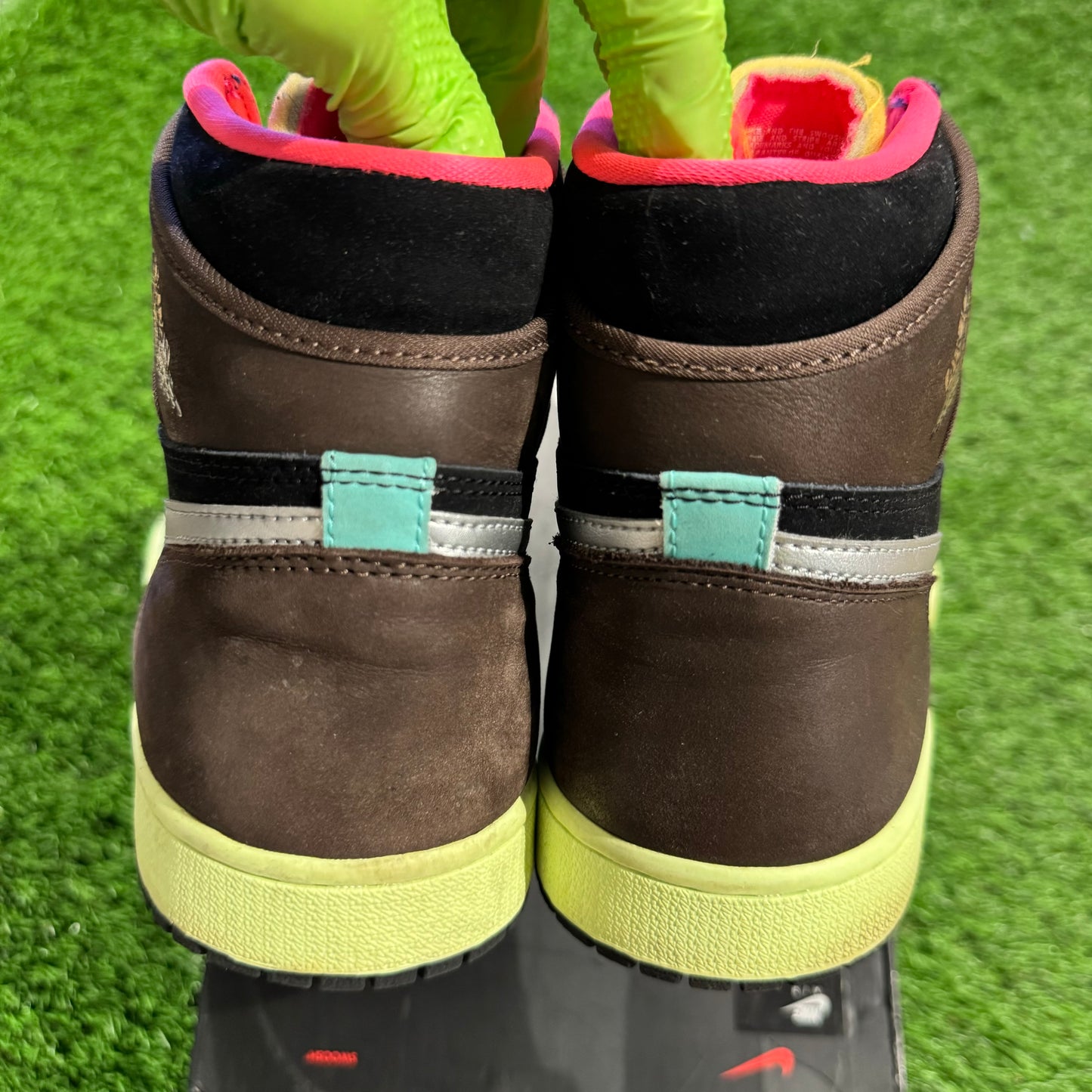 Air Jordan 1 Retro High 'Tokyo Bio Hack'