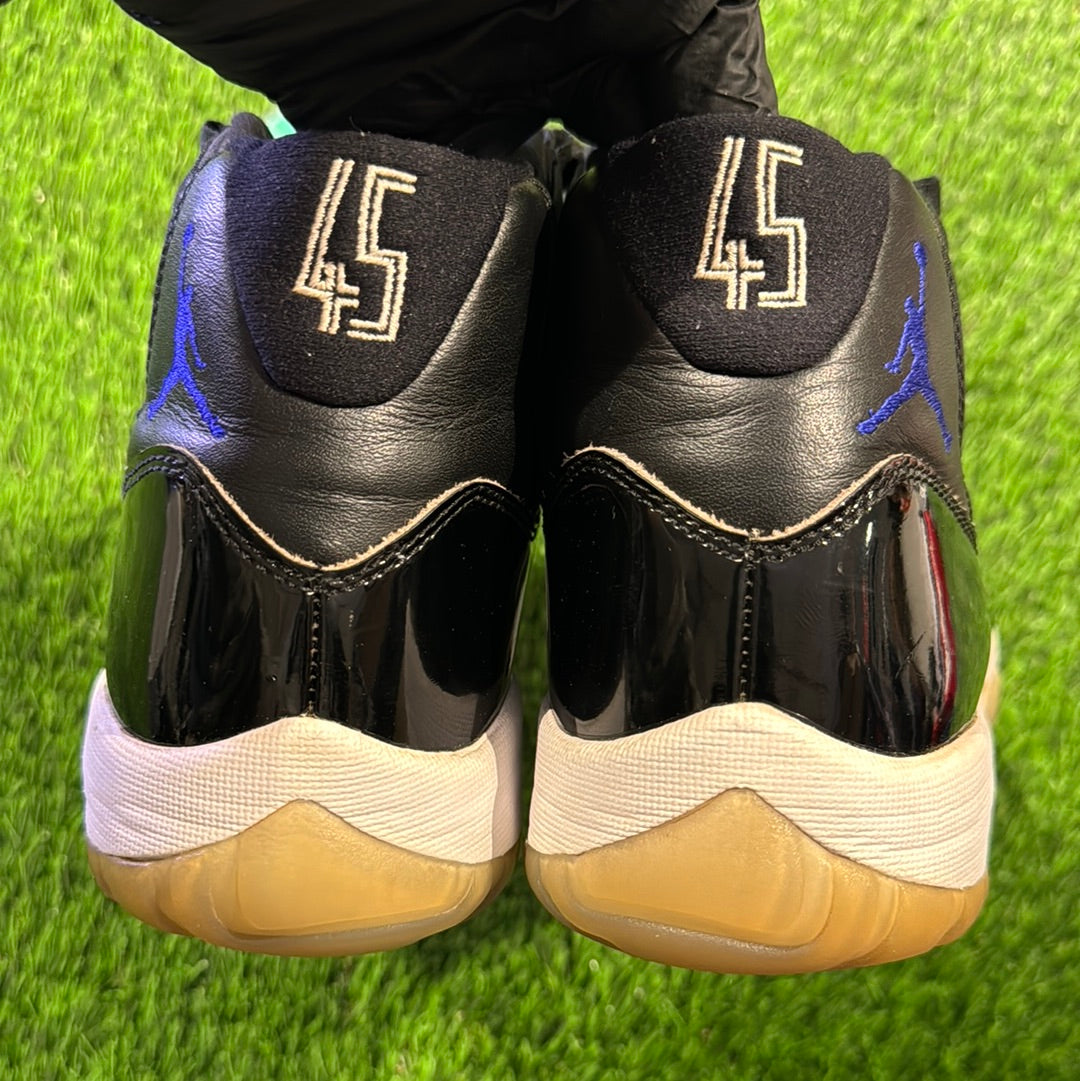 Air Jordan 11 Retro 'Space Jam' 2016