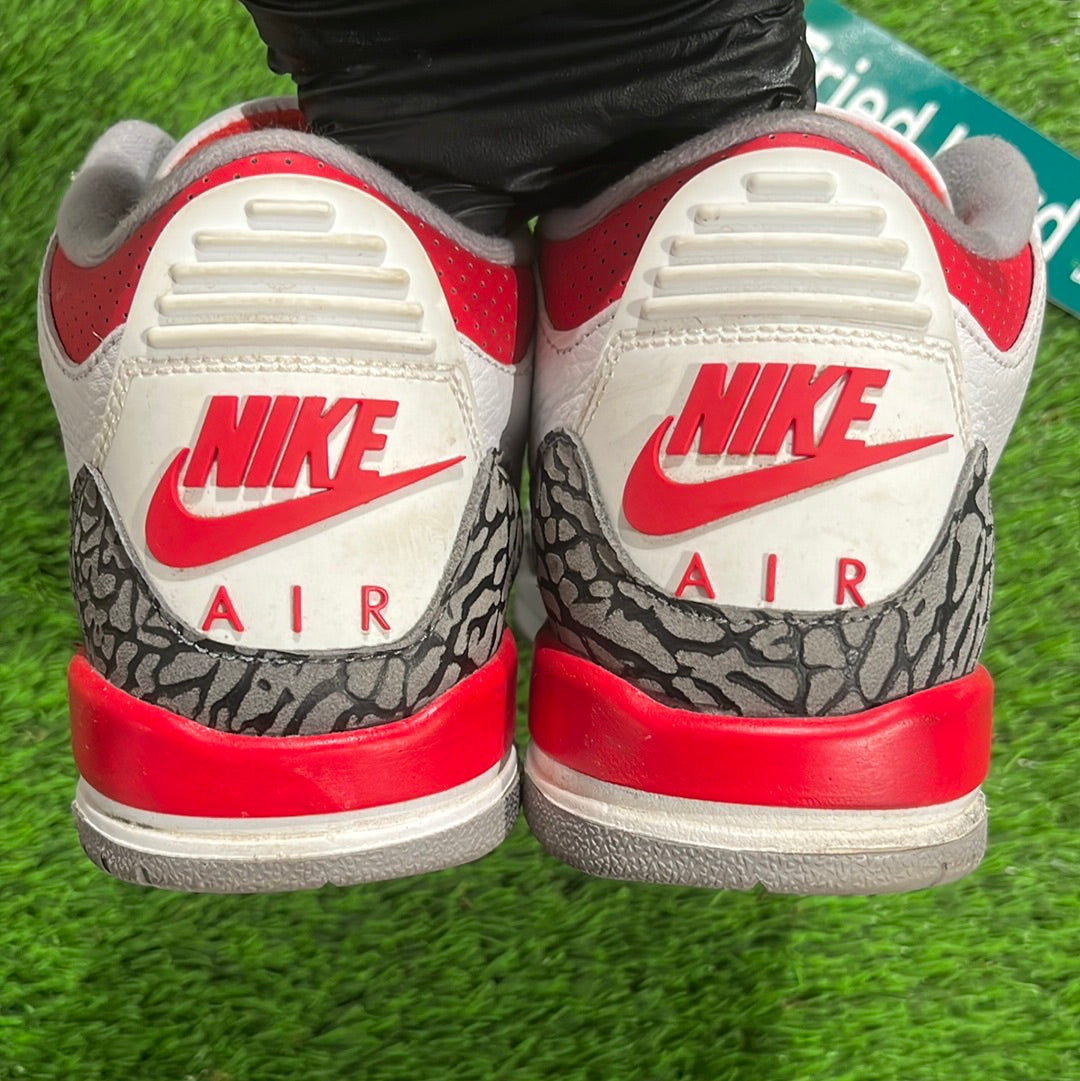Air Jordan 3 Retro 'Fire Red' 2022