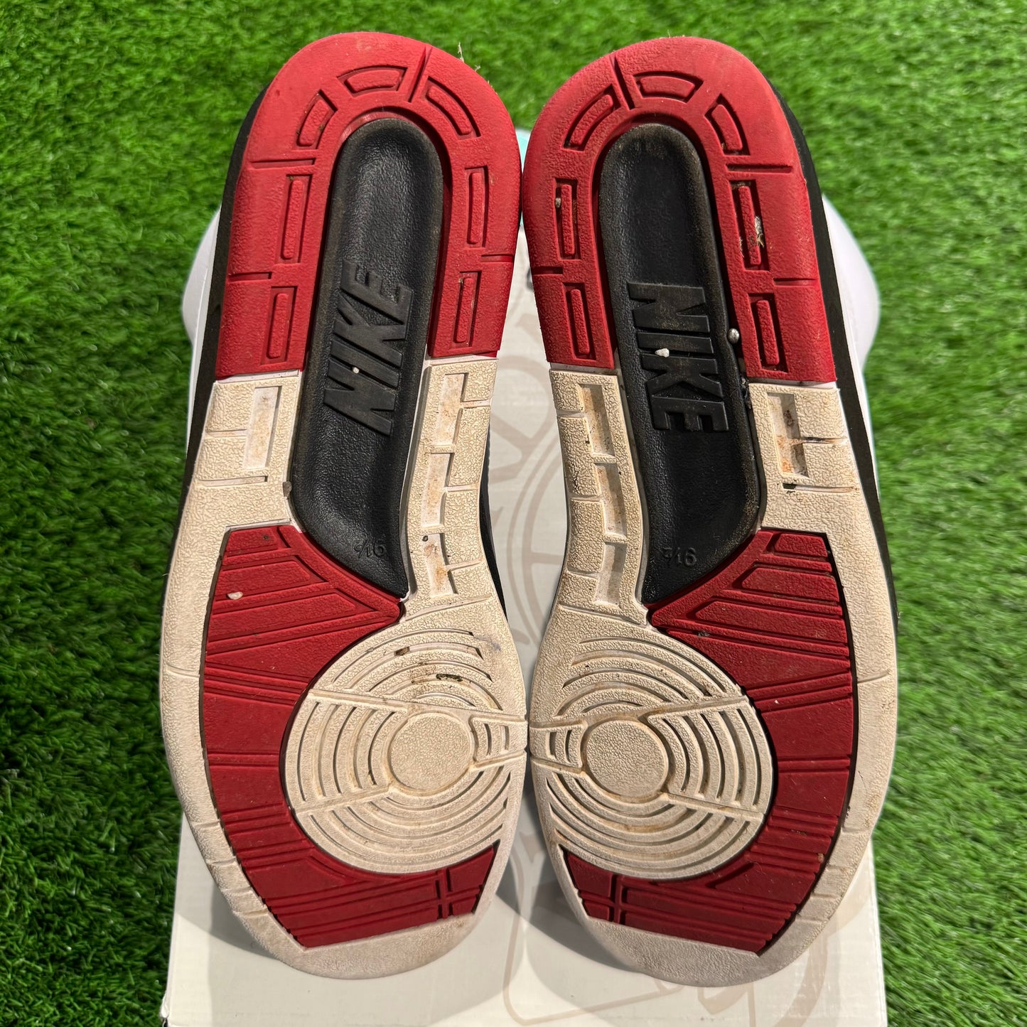 Wmns Air Jordan 2 Retro 'Chicago' 2022