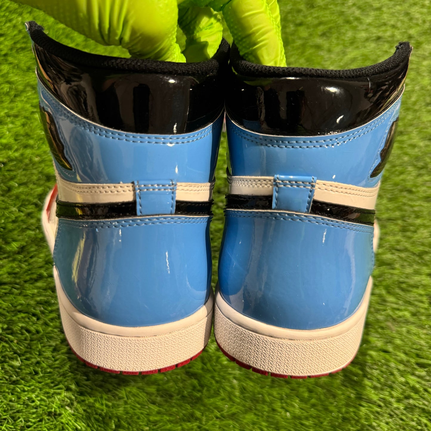 Air Jordan 1 Retro High OG 'Fearless'