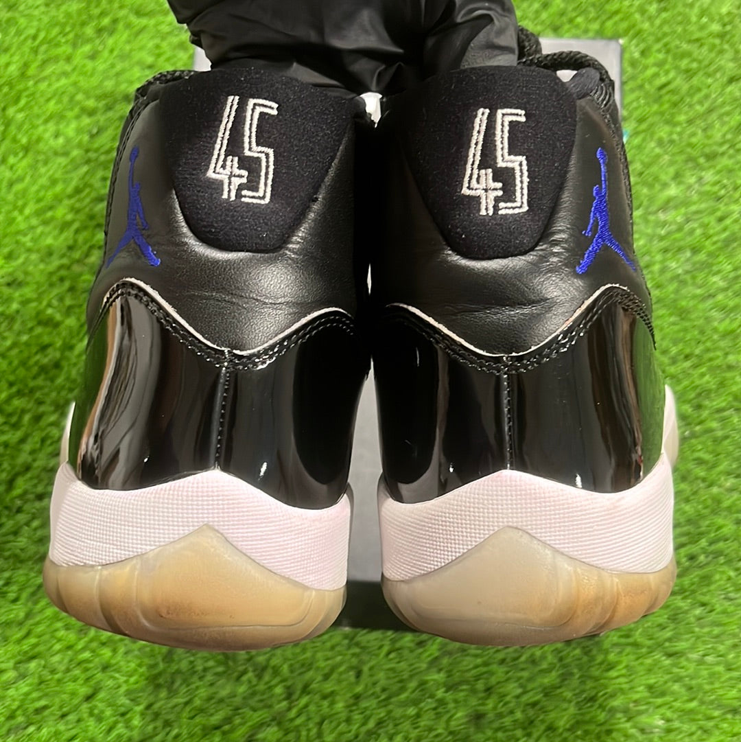 Air Jordan 11 Retro 'Space Jam' 2016