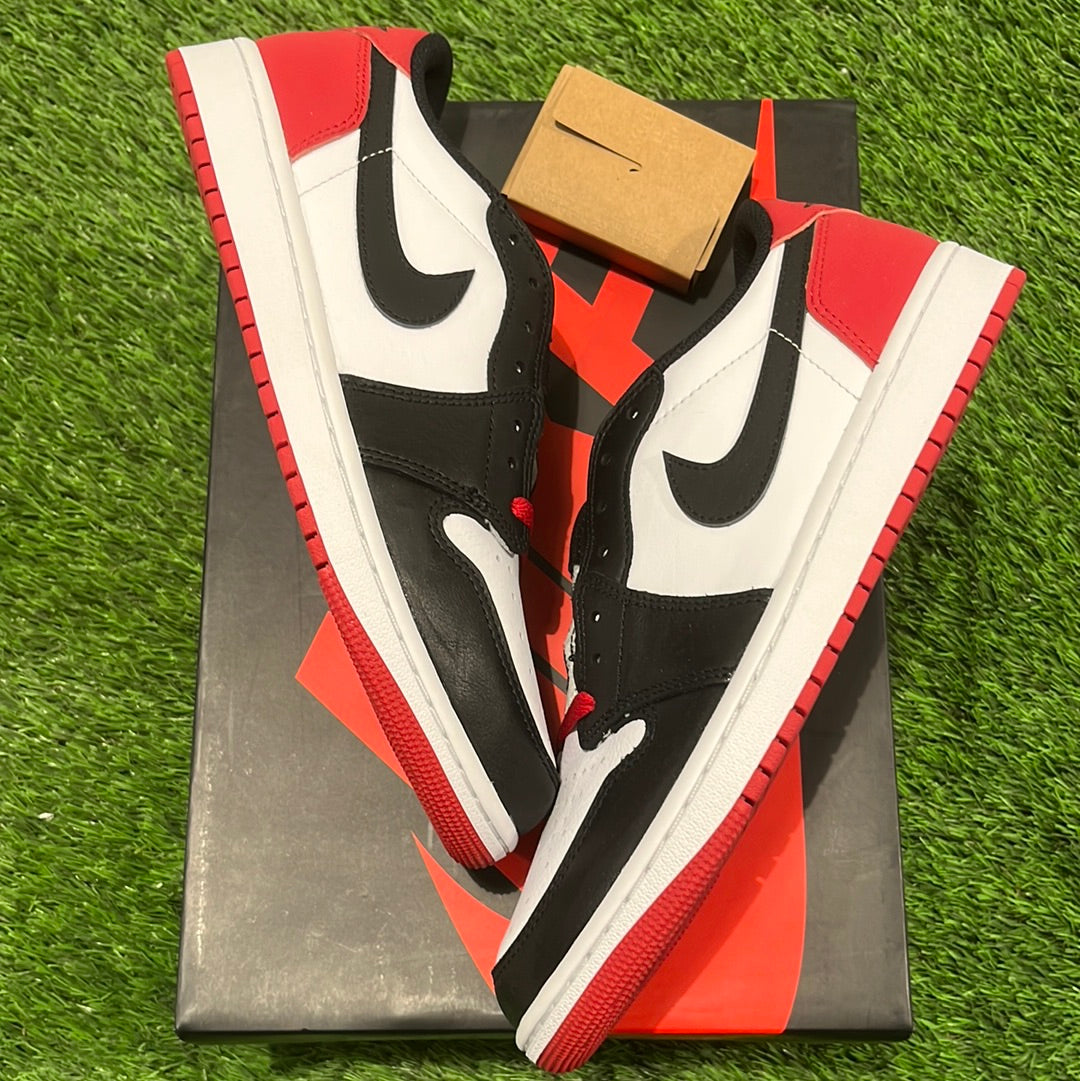 Air Jordan 1 Retro Low OG 'Black Toe'