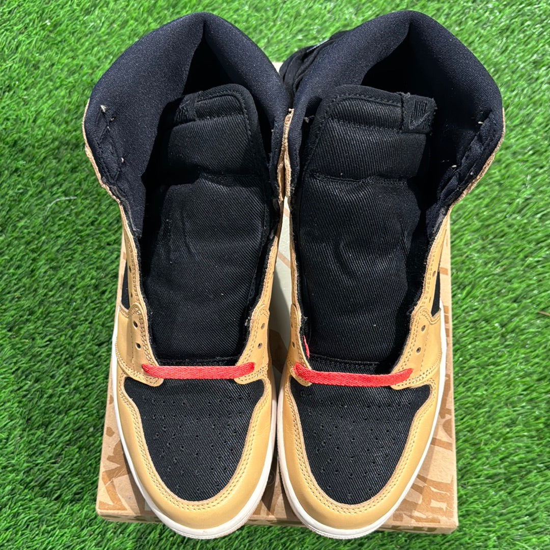 Air Jordan 1 Retro High OG 'Heirloom'