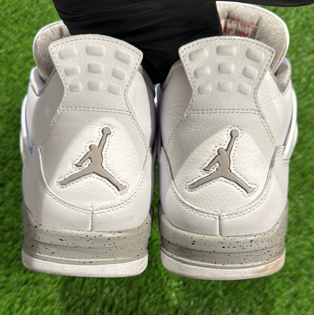 Air Jordan 4 Retro 'White Oreo'