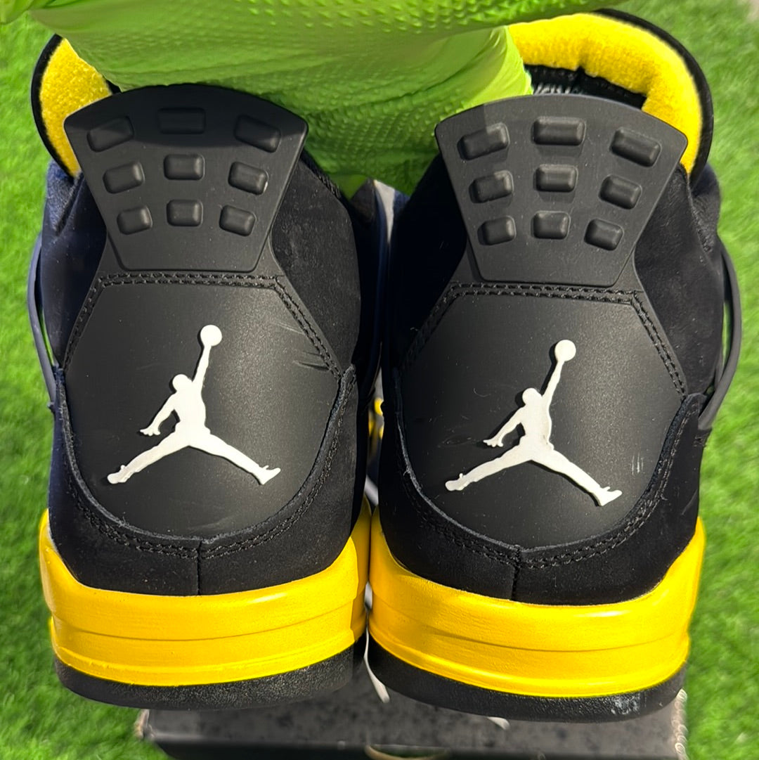 Air Jordan 4 Retro 'Thunder' 2023