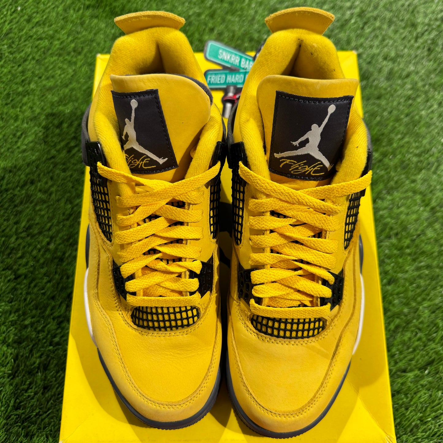 Air Jordan 4 Retro 'Lightning' 2021