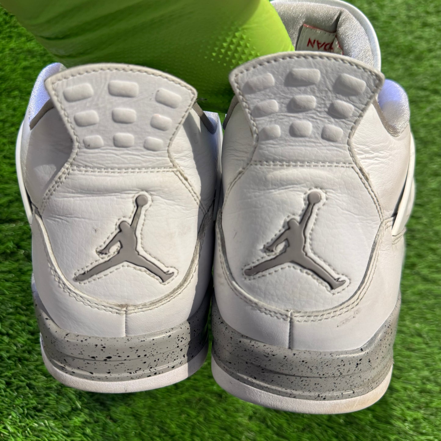 Air Jordan 4 Retro 'White Oreo'