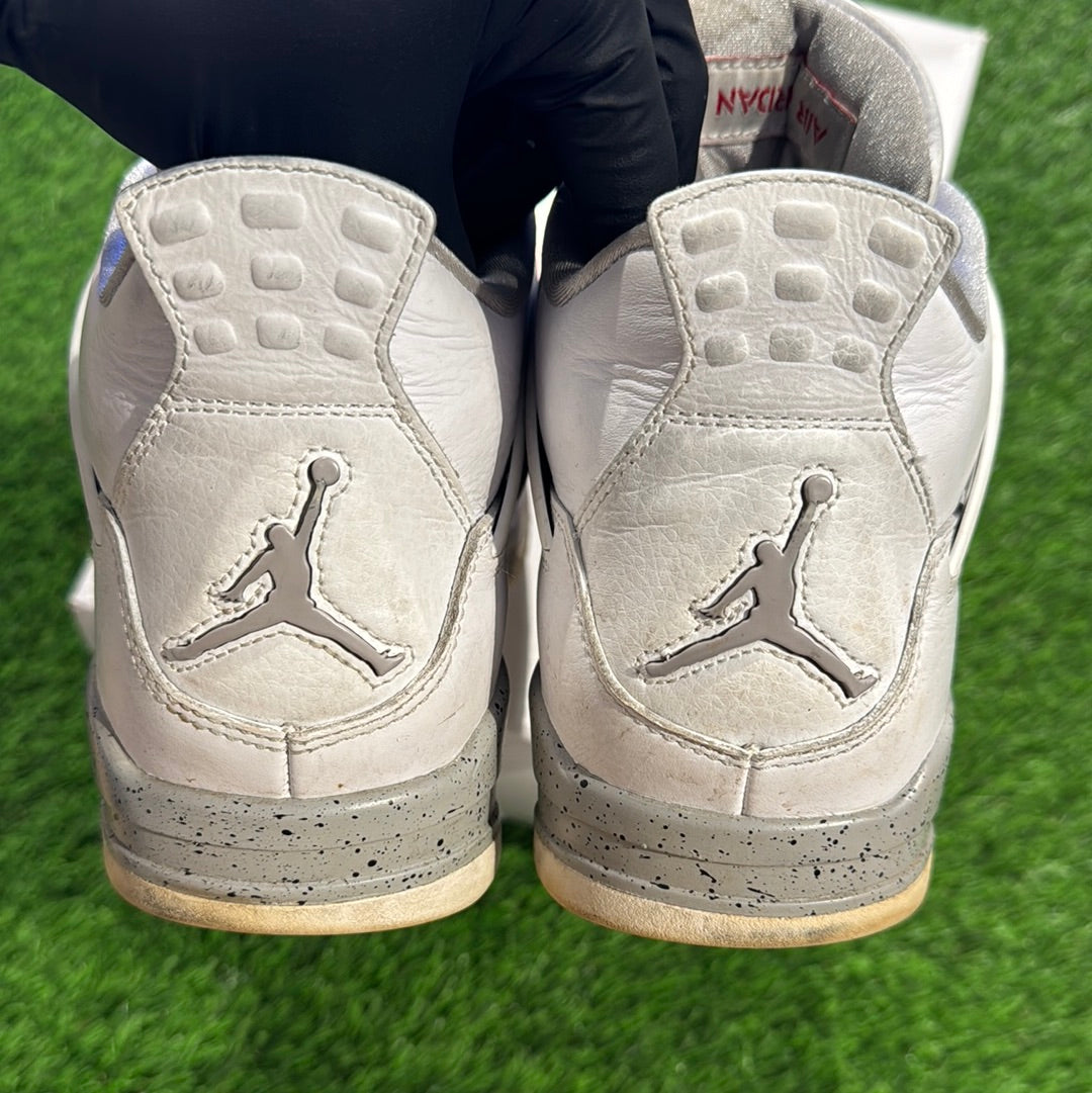 Air Jordan 4 Retro 'White Oreo'