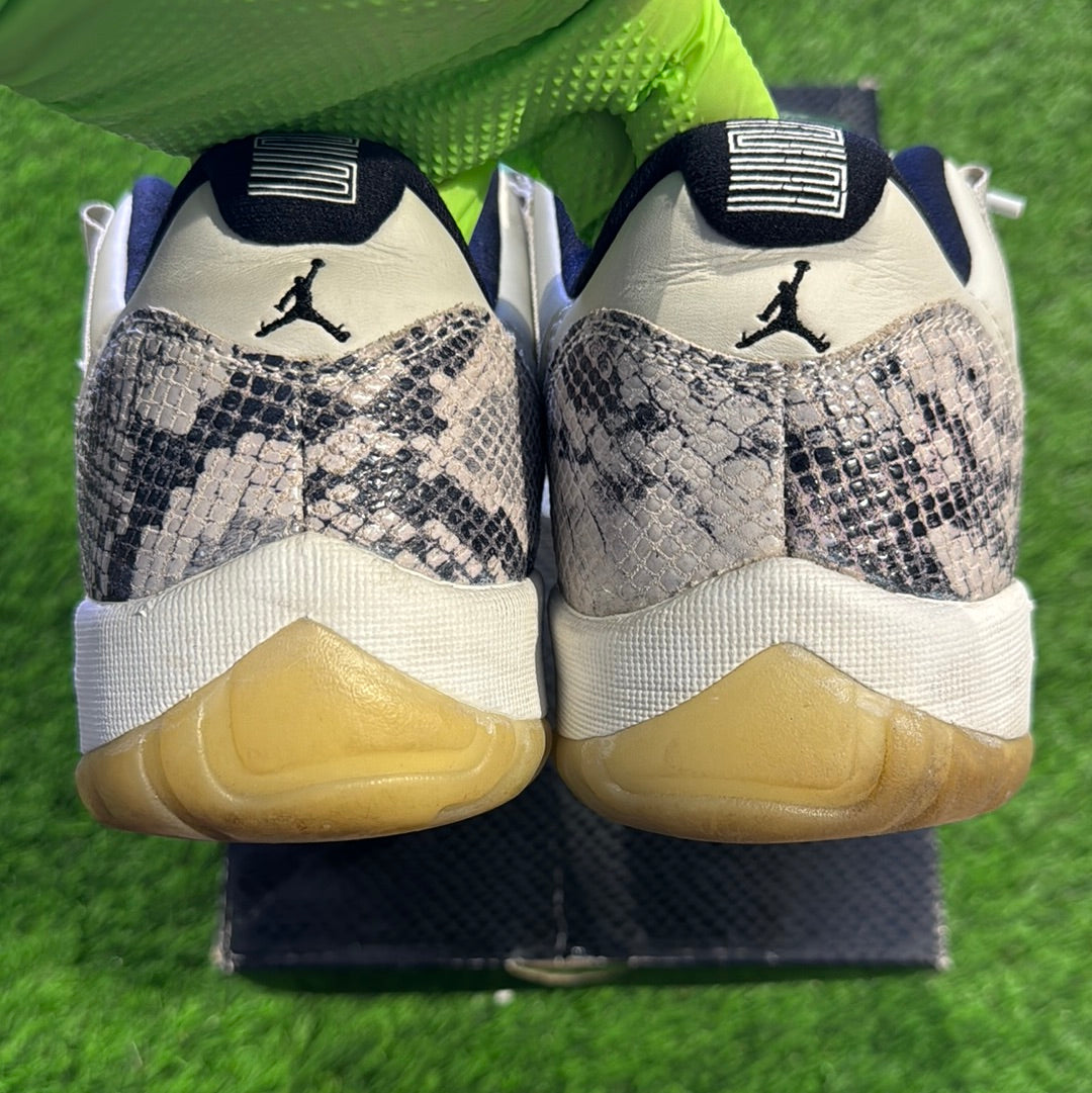 Air Jordan 11 Retro Low 'Light Bone Snakeskin'