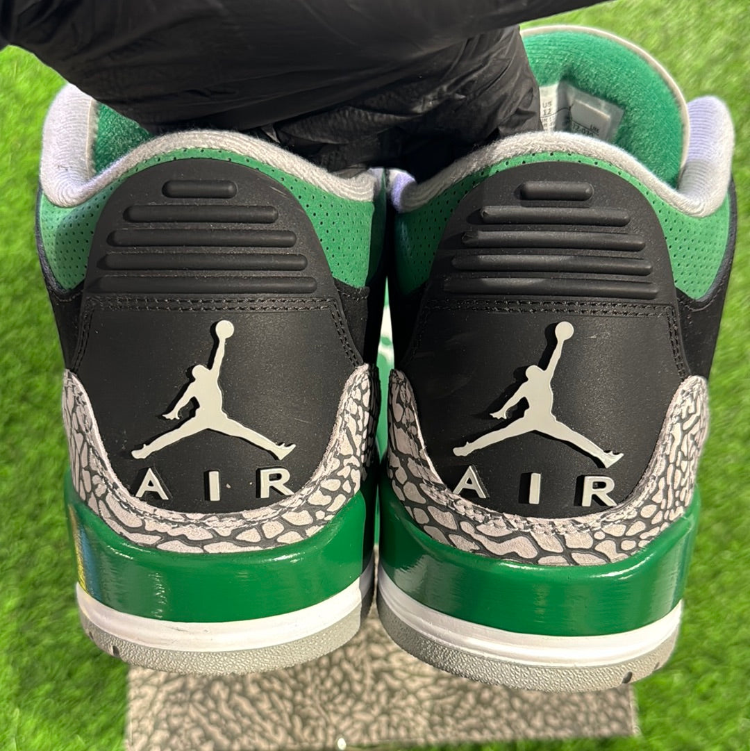 Air Jordan 3 Retro 'Pine Green'