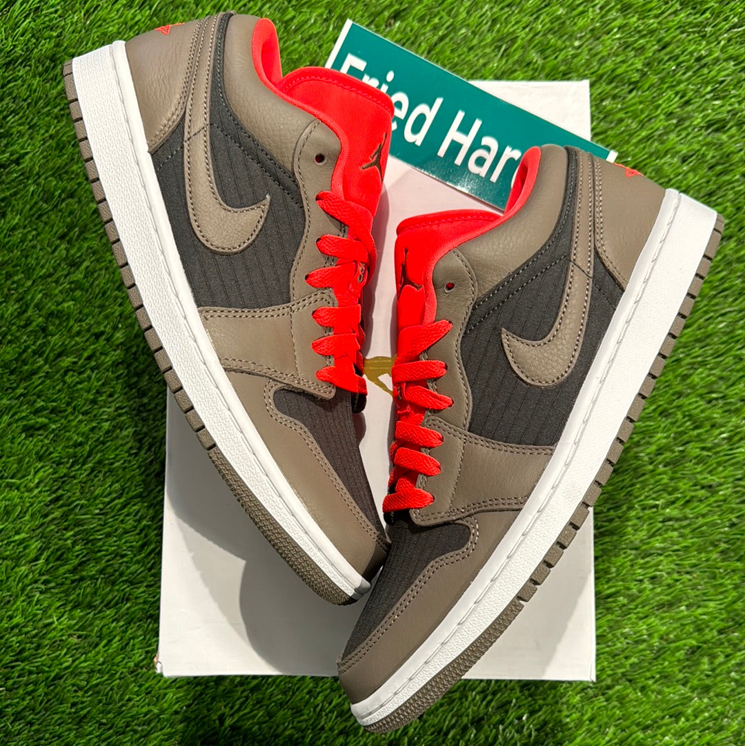 Wmns Air Jordan 1 Low SE 'Black Olive Bright Crimson'