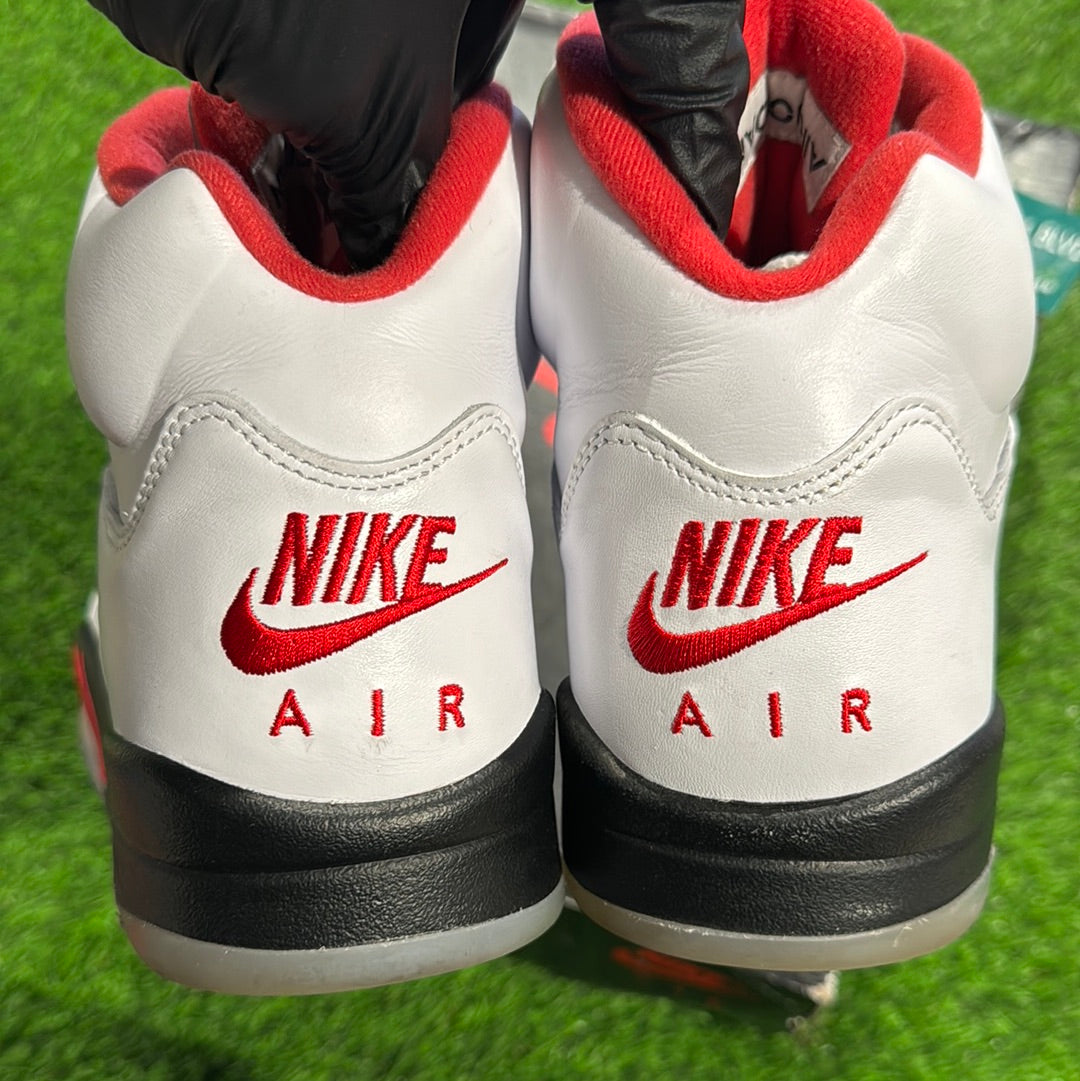 Air Jordan 5 Retro 'Fire Red' 2020