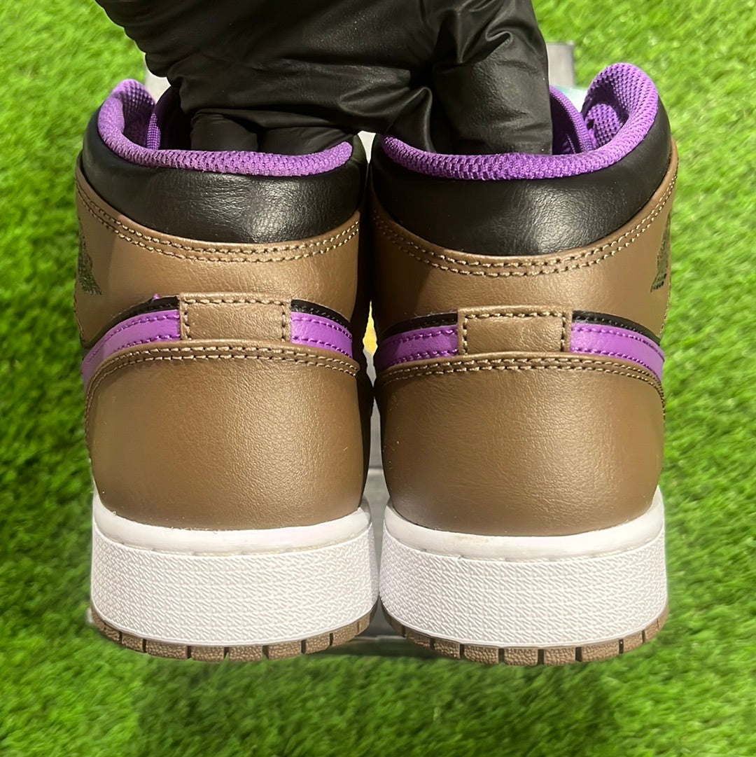 Air Jordan 1 Mid GS 'Palomino'