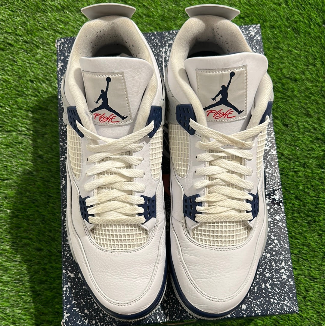 Air Jordan 4 Retro 'Midnight Navy'