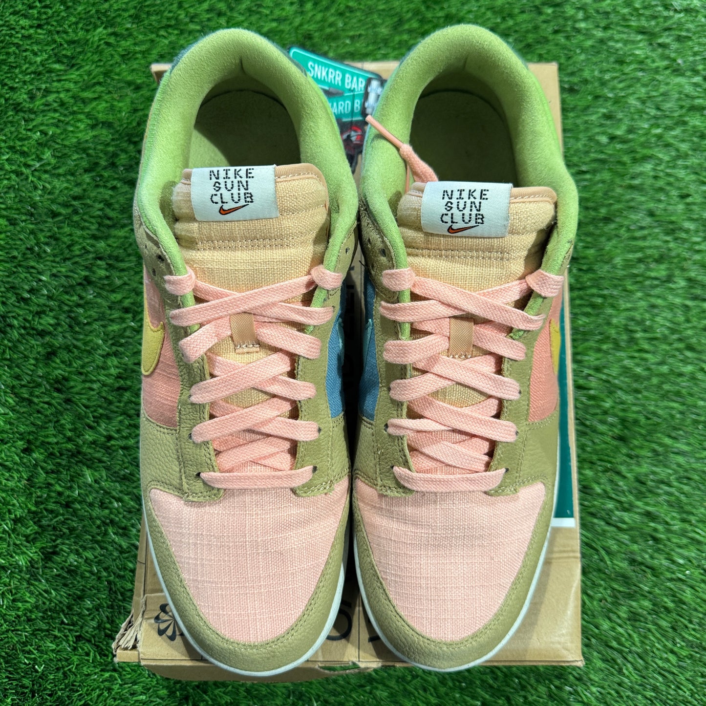 Dunk Low 'Sun Club - Arctic Orange Sanded Gold'
