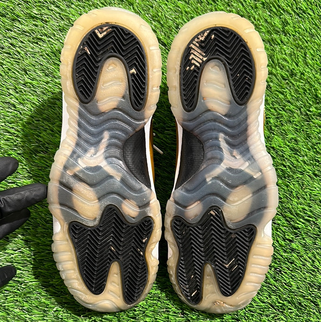 Air Jordan 11 Retro Low GS 'Closing Ceremony'