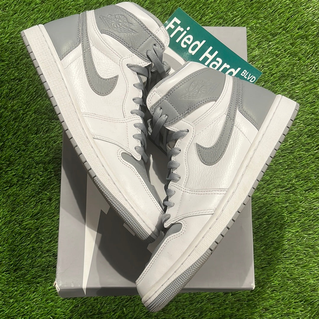 Air Jordan 1 Retro High OG 'Stealth'