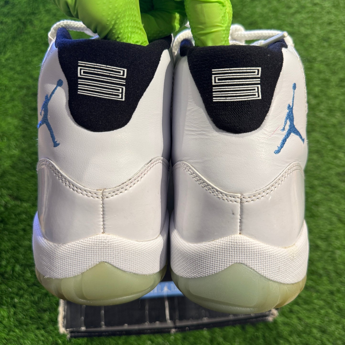 Air Jordan 11 Retro 'Legend Blue' 2014