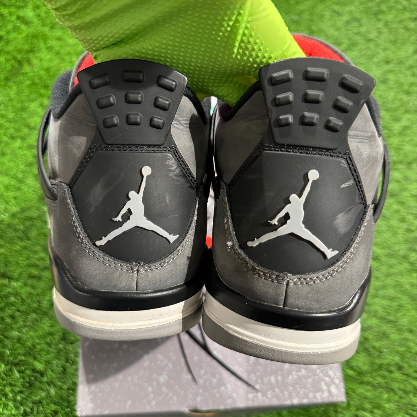 Air Jordan 4 Retro 'Infrared'