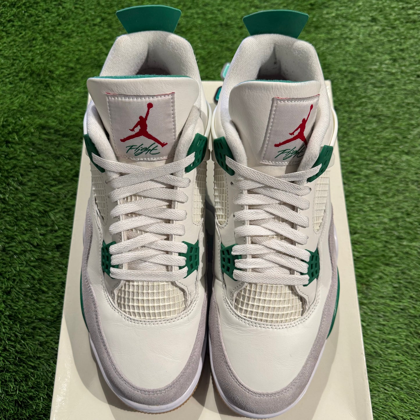 Nike SB x Air Jordan 4 Retro SP 'Pine Green'