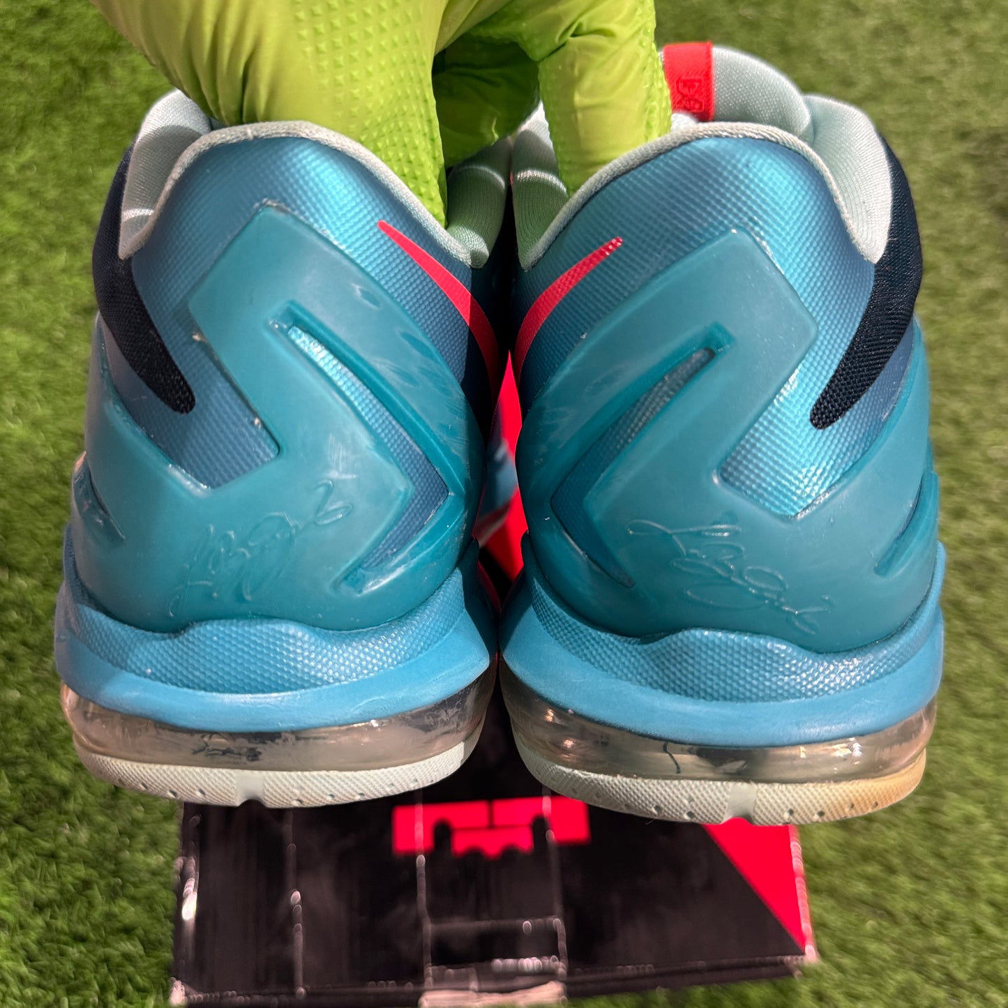 Max LeBron 11 Low 'Turbo Green' 10.5M/12W