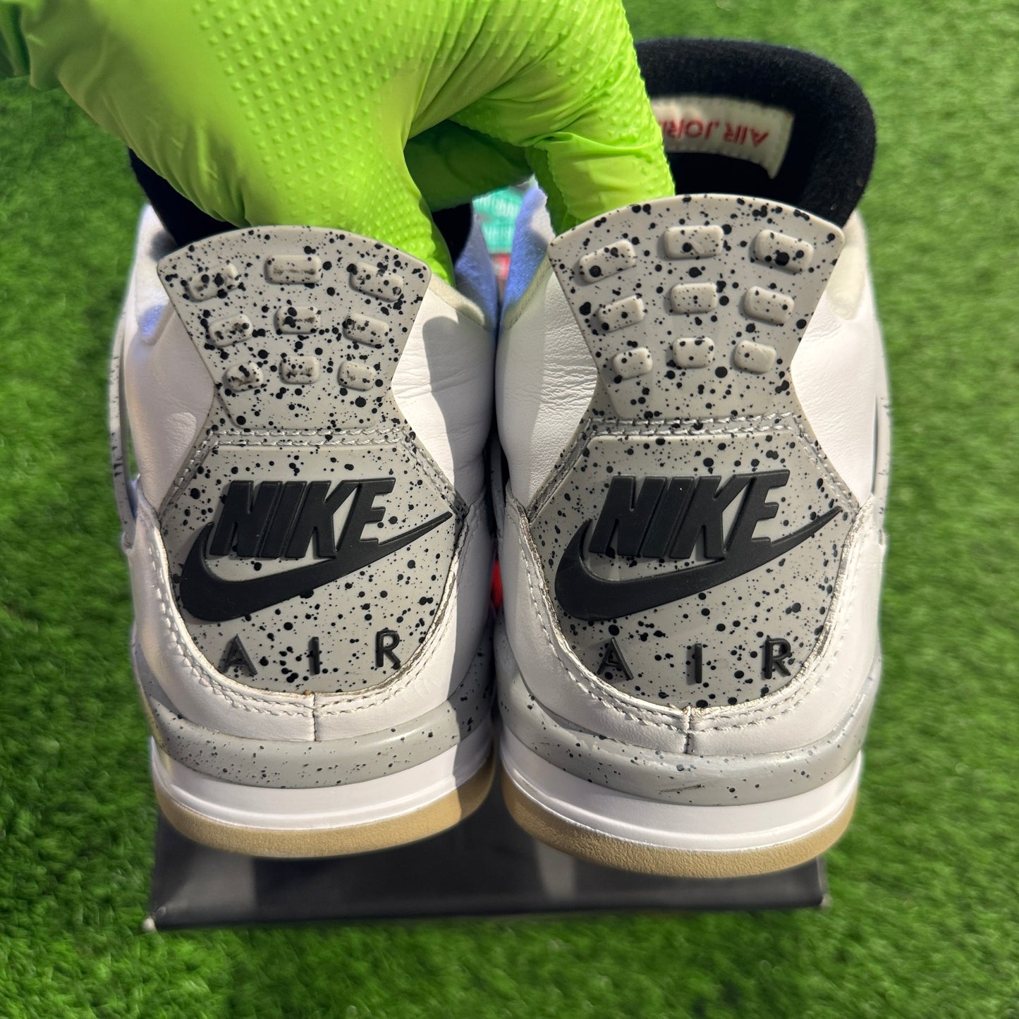 Air Jordan 4 Retro OG 'White Cement' 2016