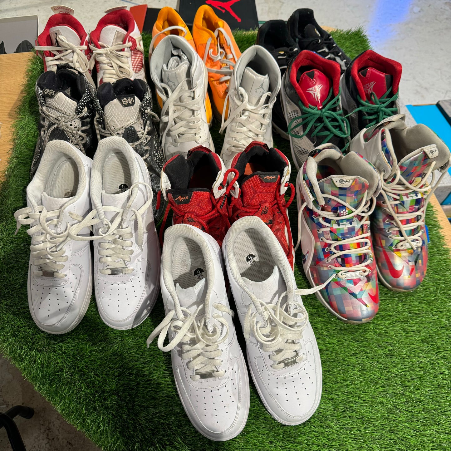 10 PAIR STORY STEAL (10.5M-11M)