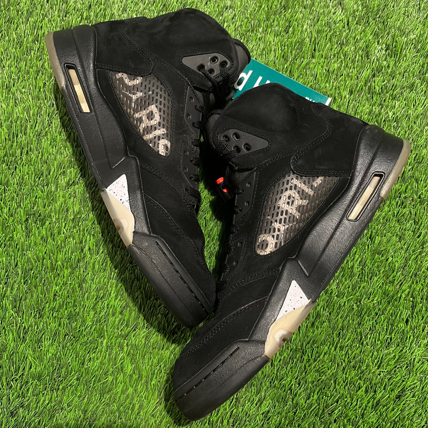 Paris Saint-Germain x Air Jordan 5 Retro