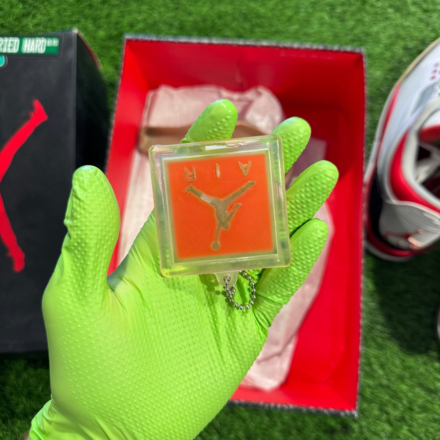 Air Jordan 3 Retro 'Fire Red' 2013