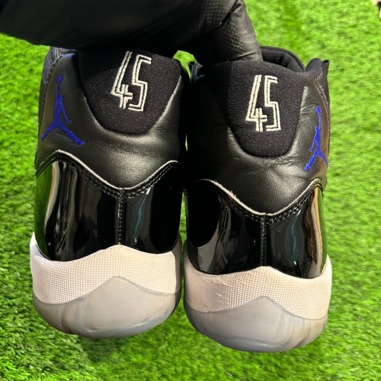 Air Jordan 11 Retro 'Space Jam' 2016