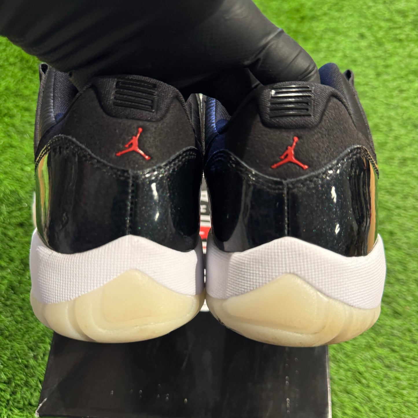 Air Jordan 11 Retro Low '72-10'