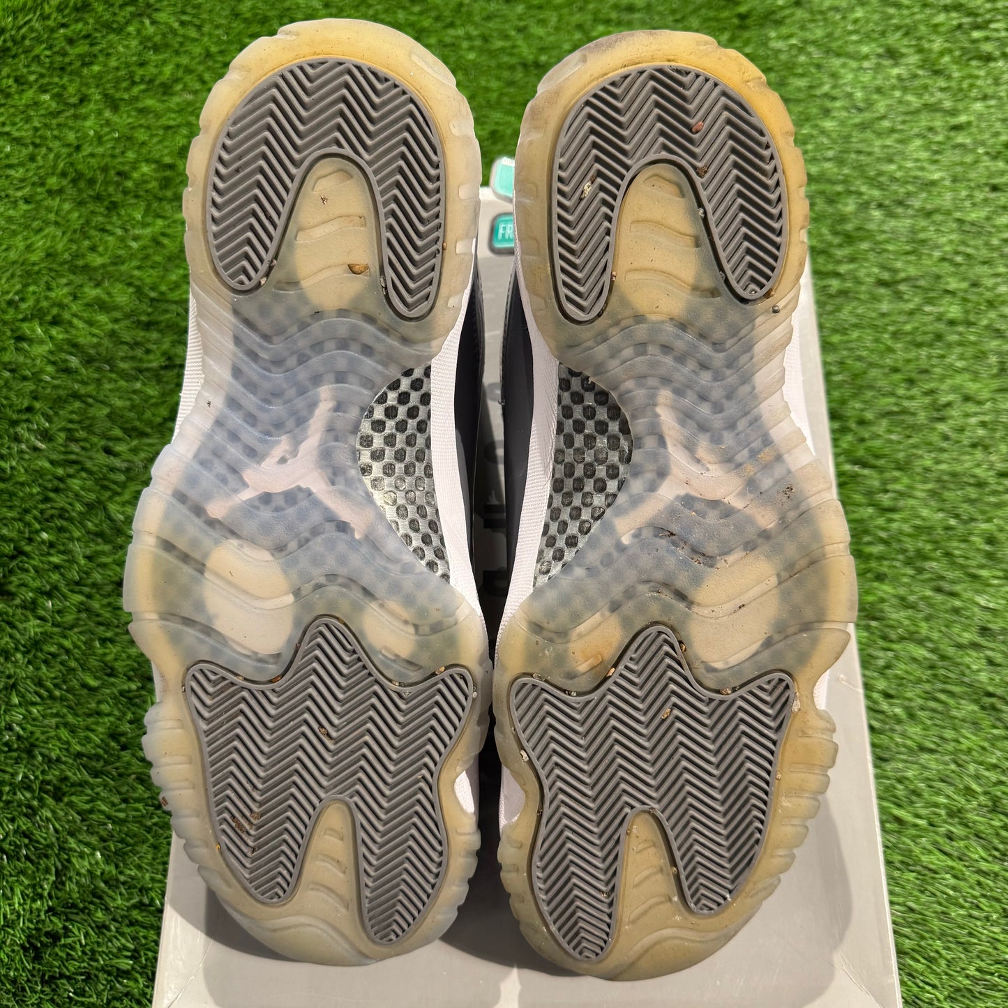 Air Jordan 11 Retro 'Cool Grey' 2021