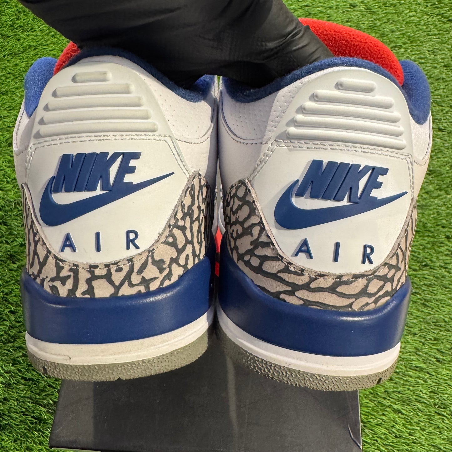 Air Jordan 3 Retro OG 'True Blue' 2016