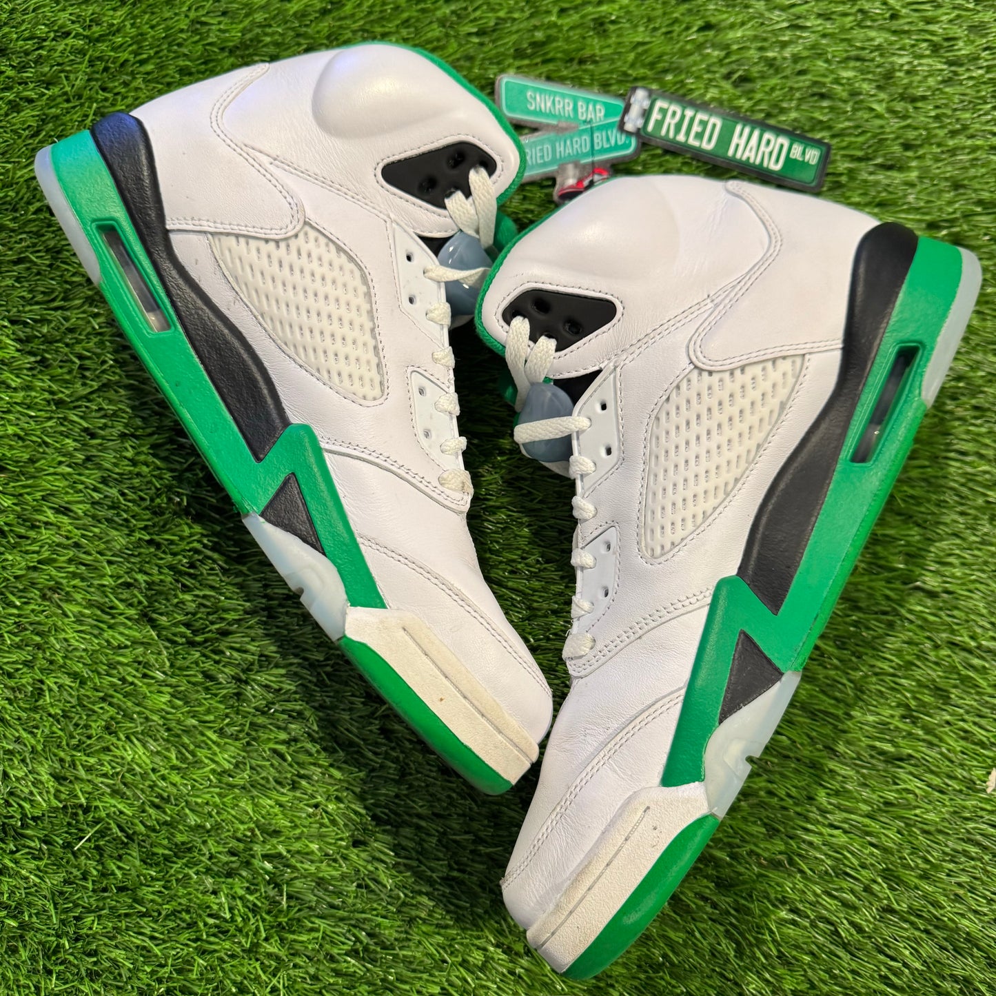 Wmns Air Jordan 5 Retro 'Lucky Green'