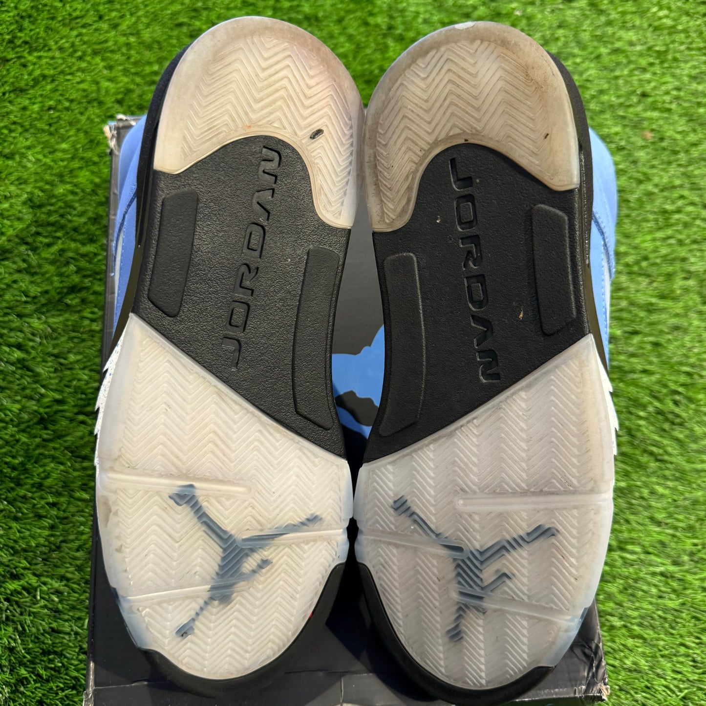 Air Jordan 5 Retro SE 'UNC'
