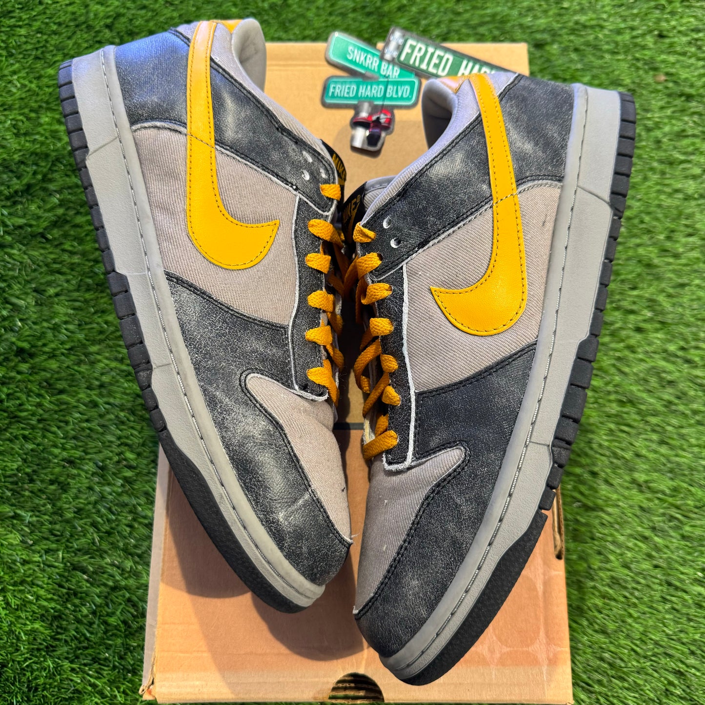Dunk Low Ltd 2004