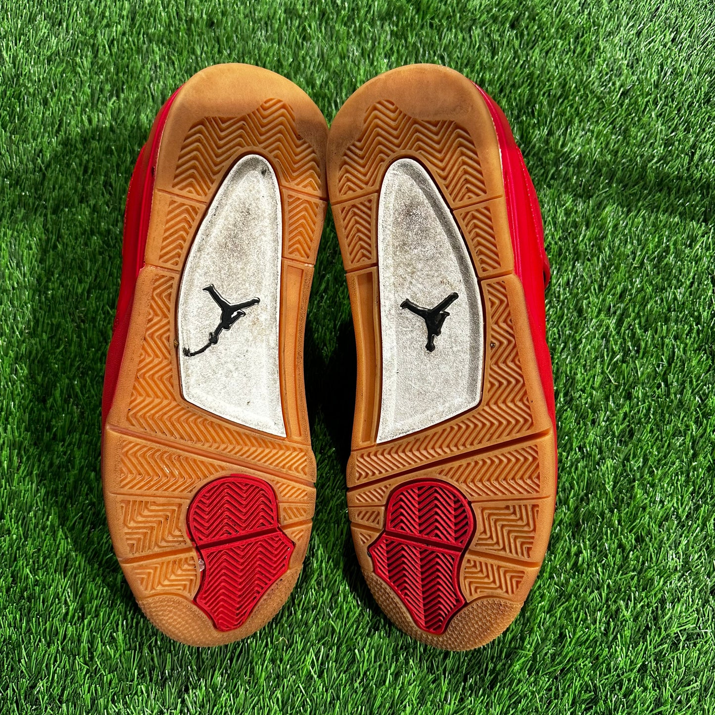 Jordan 4 Retro Fire Red Singles Day (2018) (Women's) 12.5M/14W