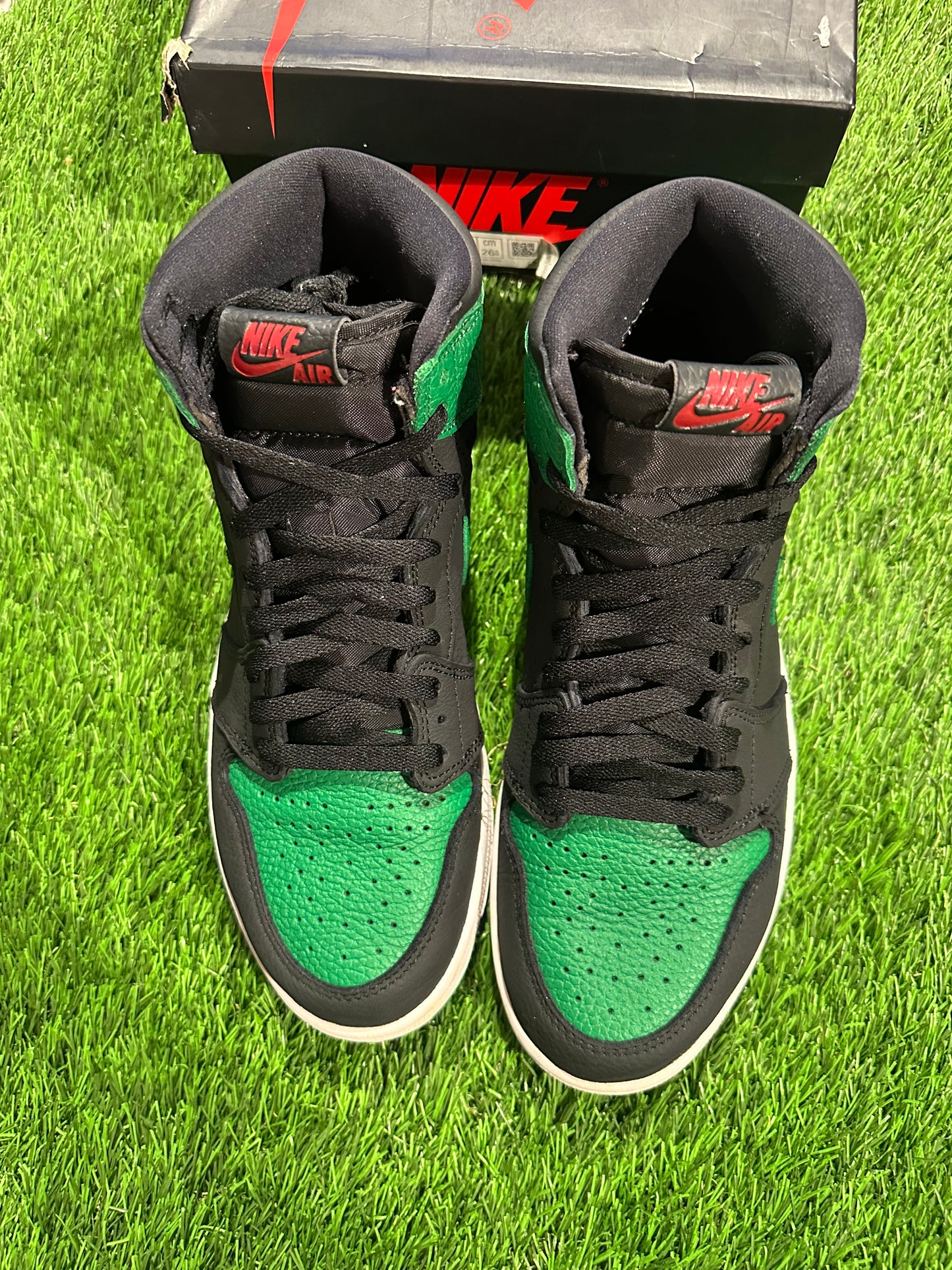 Jordan 1 Retro High Pine Green Black