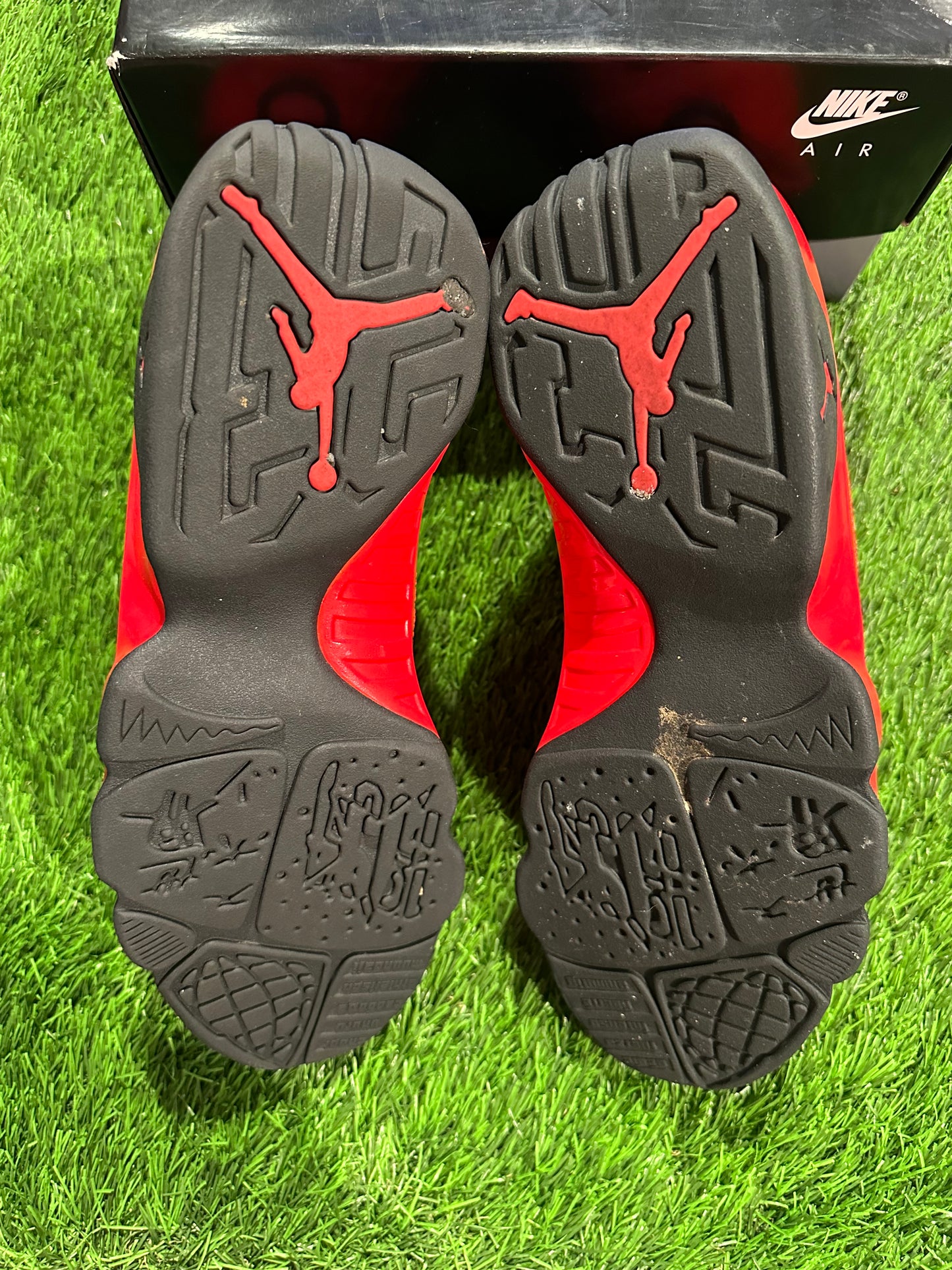Jordan 9 Retro Chile Red