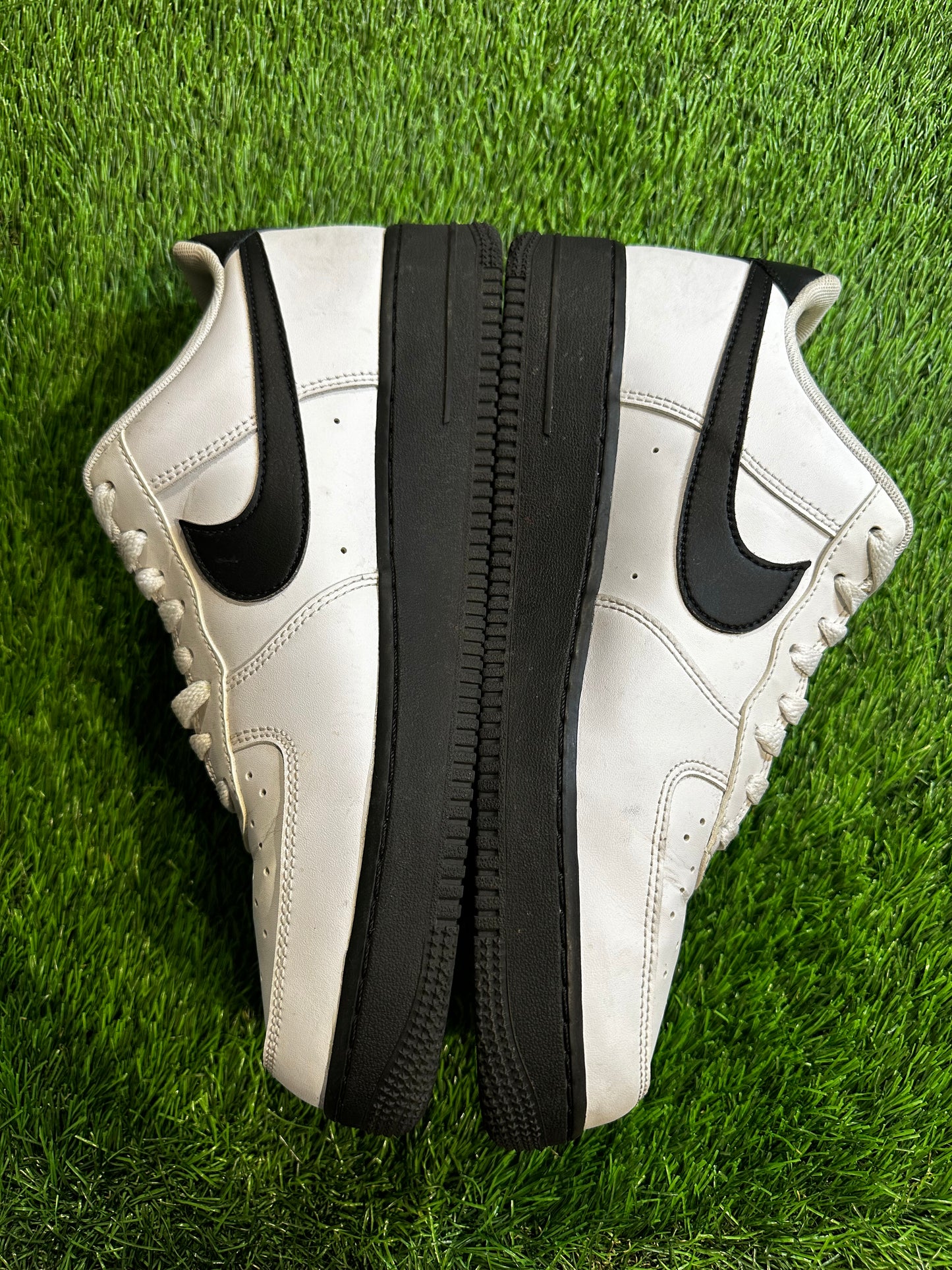 Nike Air Force 1 Low White Black Midsole 10.5M/12W
