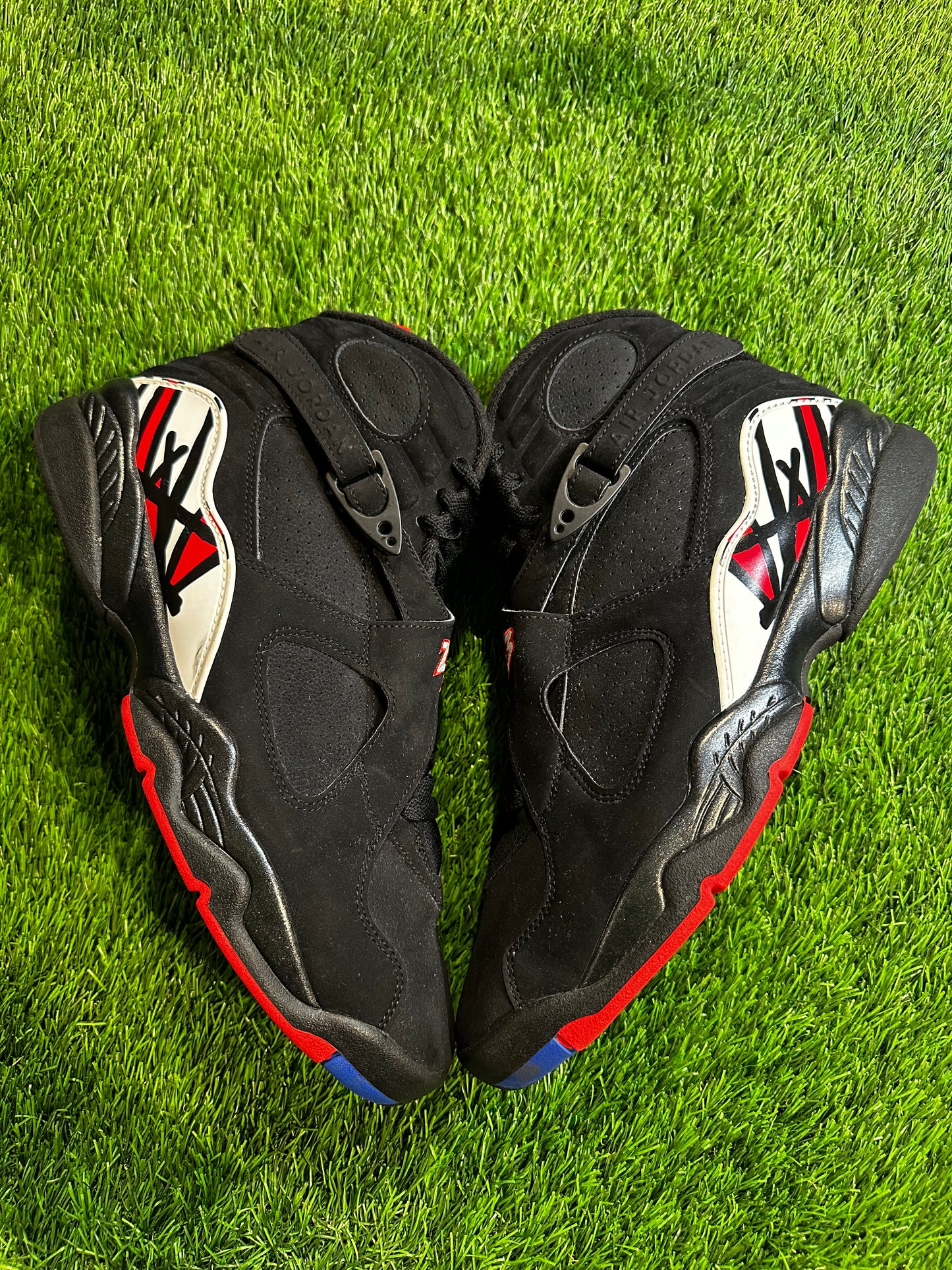Jordan 8 Retro Playoffs (2023)